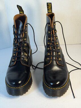 Dr Marten's New L-8 Leona Model Combat boots